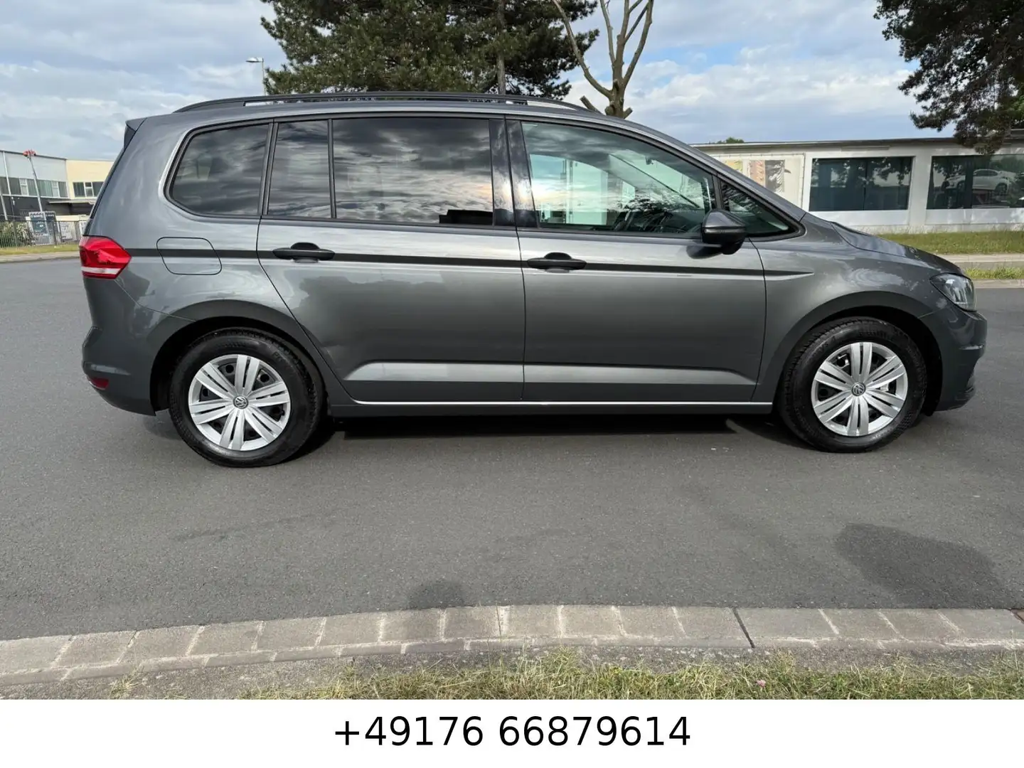 Volkswagen Touran BMT/Start-Stopp DSG 7 Sitzer 1 Hand Grigio - 2
