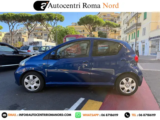 Toyota Aygo view 3