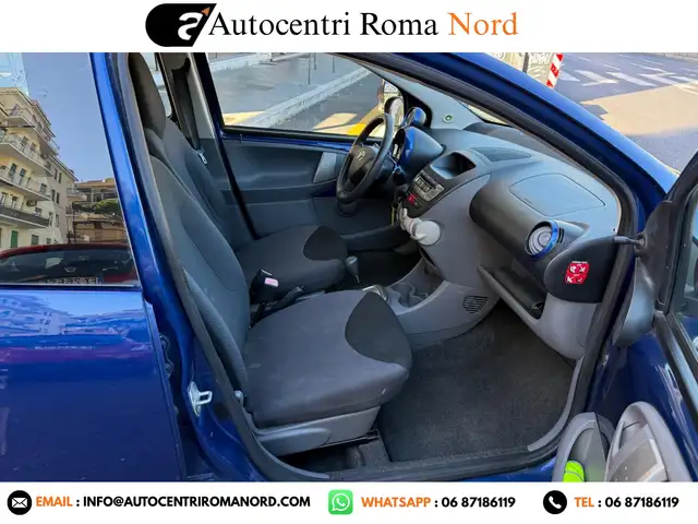 Toyota Aygo view 8