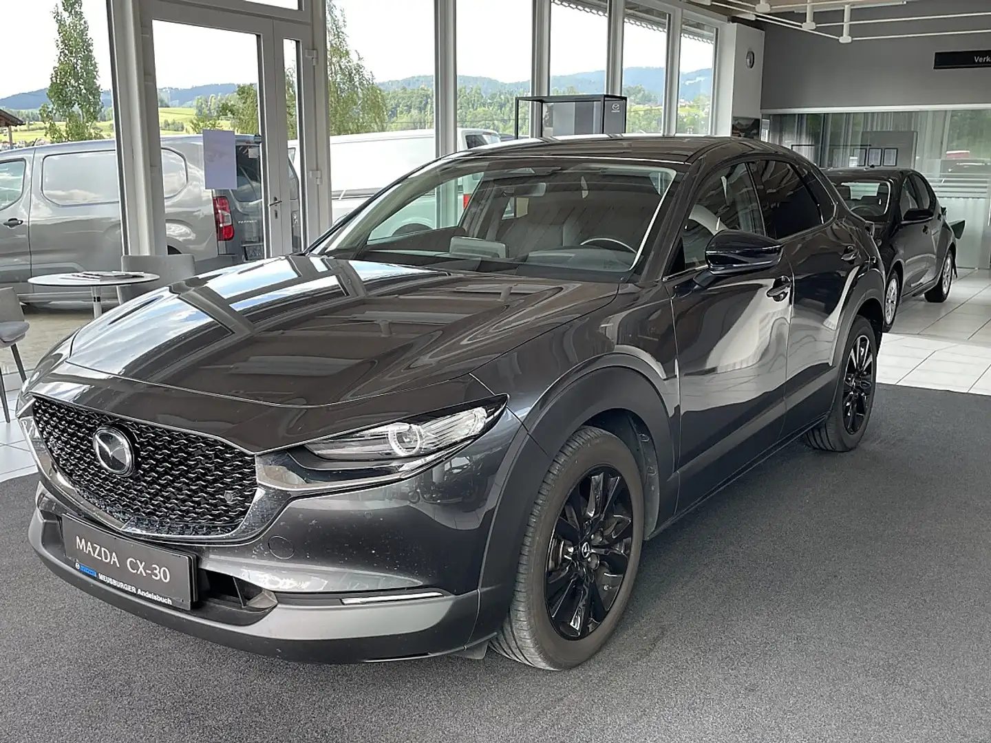 Mazda CX-30 e-Skyactive G122 Homura Aut. Grau - 1