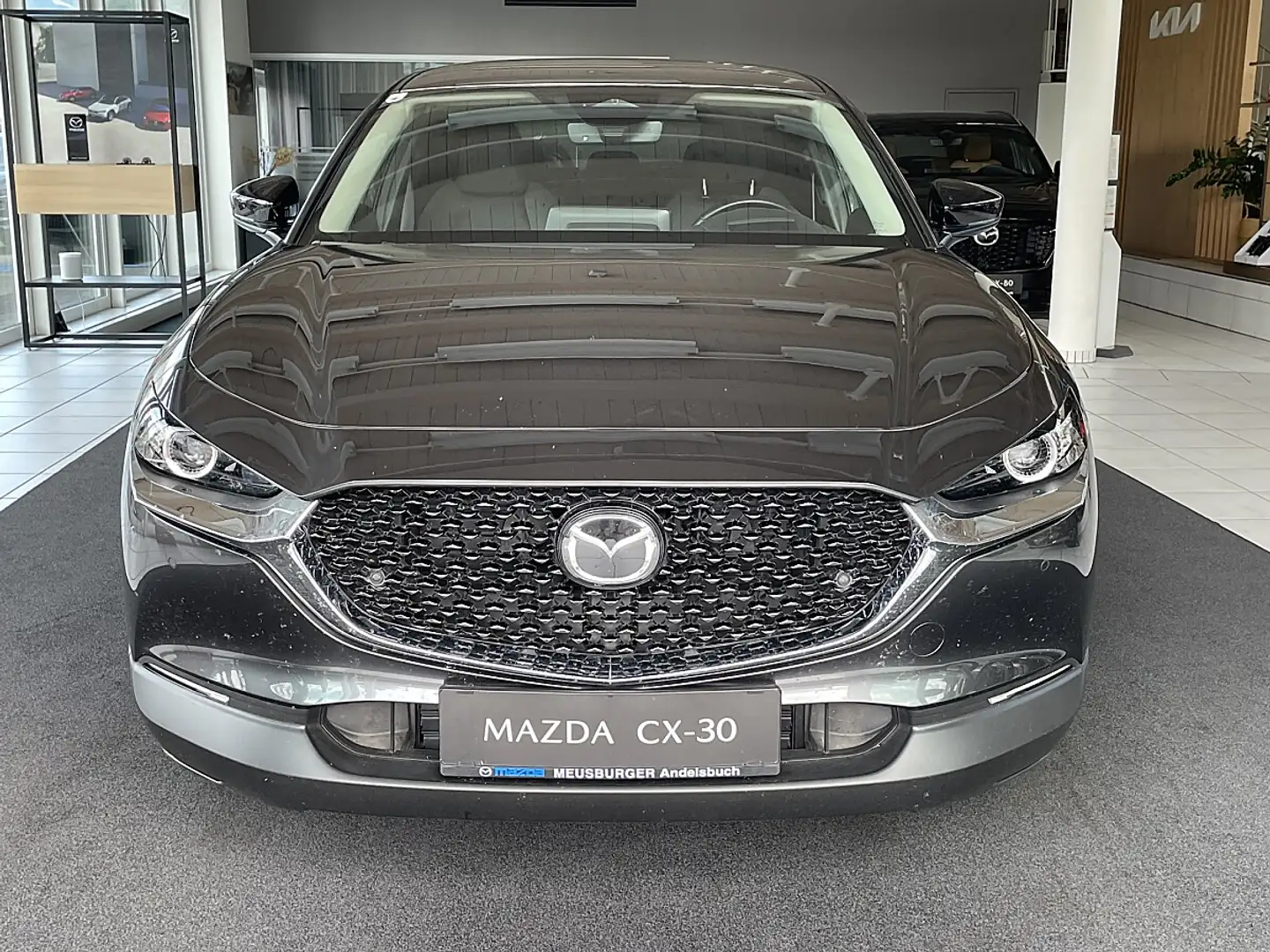 Mazda CX-30 e-Skyactive G122 Homura Aut. Grau - 2