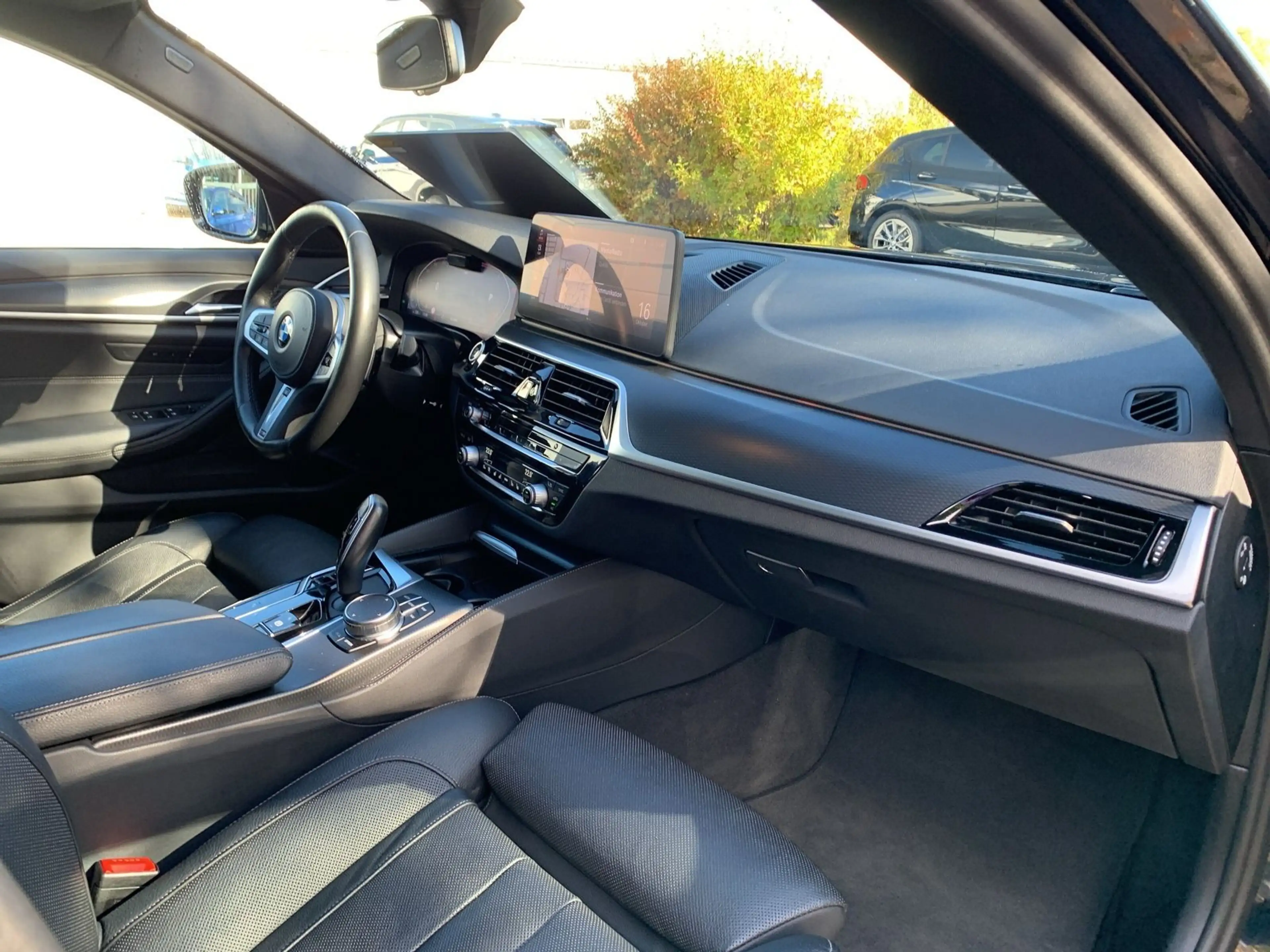 BMW 520 d A M Sportpaket Head-Up HiFi DAB WLAN RFK — photo 11
