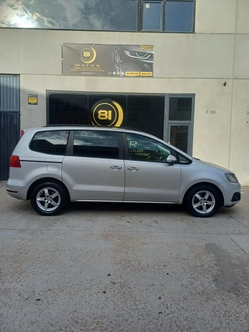 SEAT Alhambra 2.0TDI CR Eco. Reference 140 Grau - 2