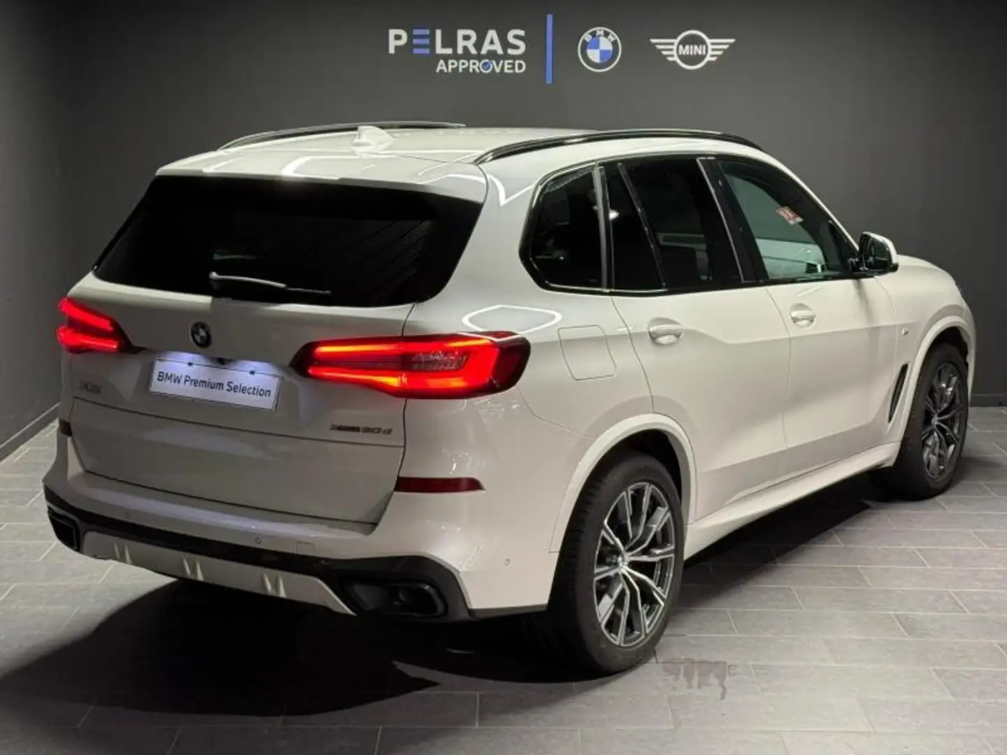 BMW X5 xDrive30d 286ch M Sport Blanc - 2