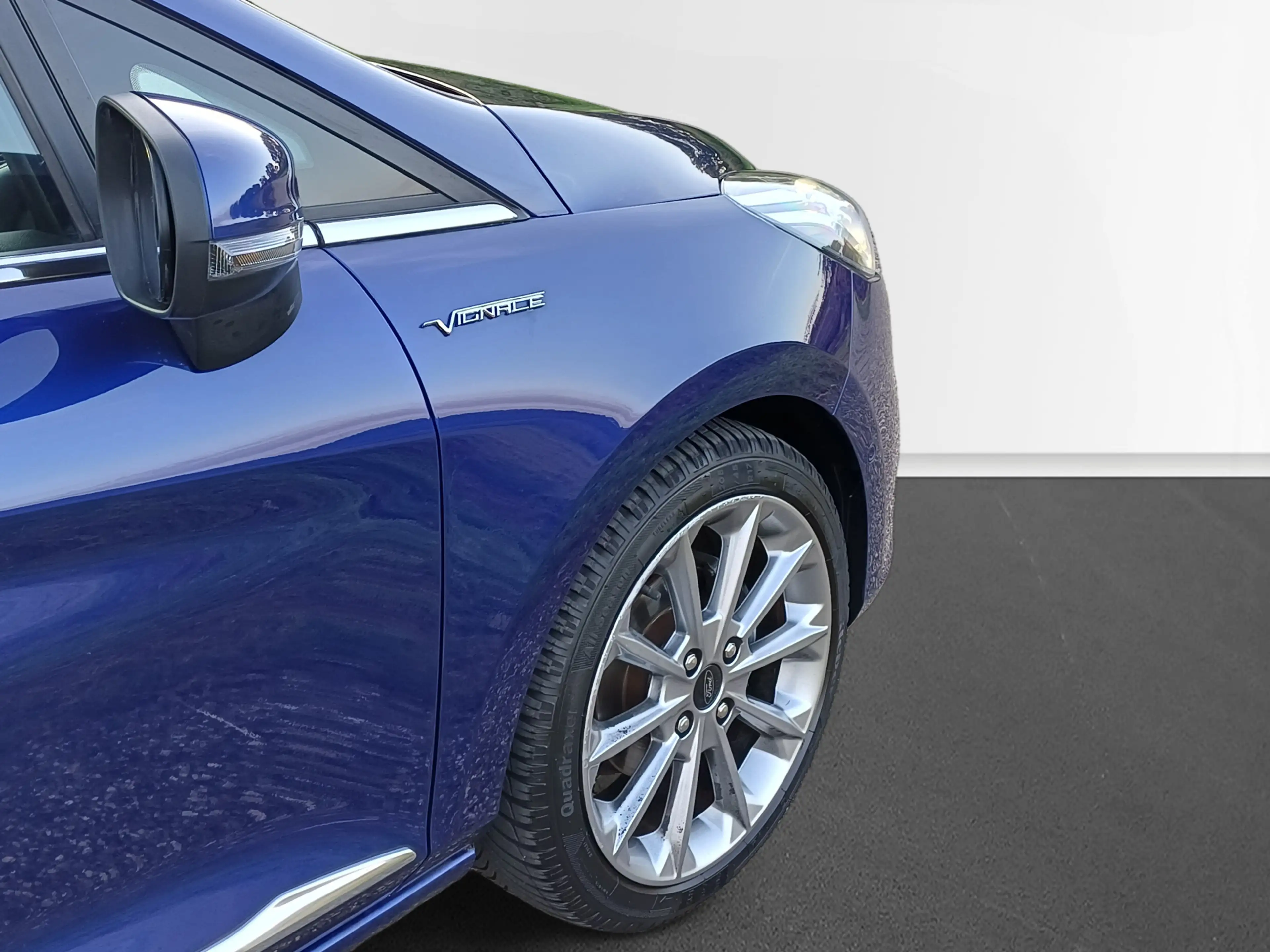 Ford Fiesta 1.0 EcoBoost Vignale /Pano/B&O/Trekh/Camera/Navi/L — photo 14