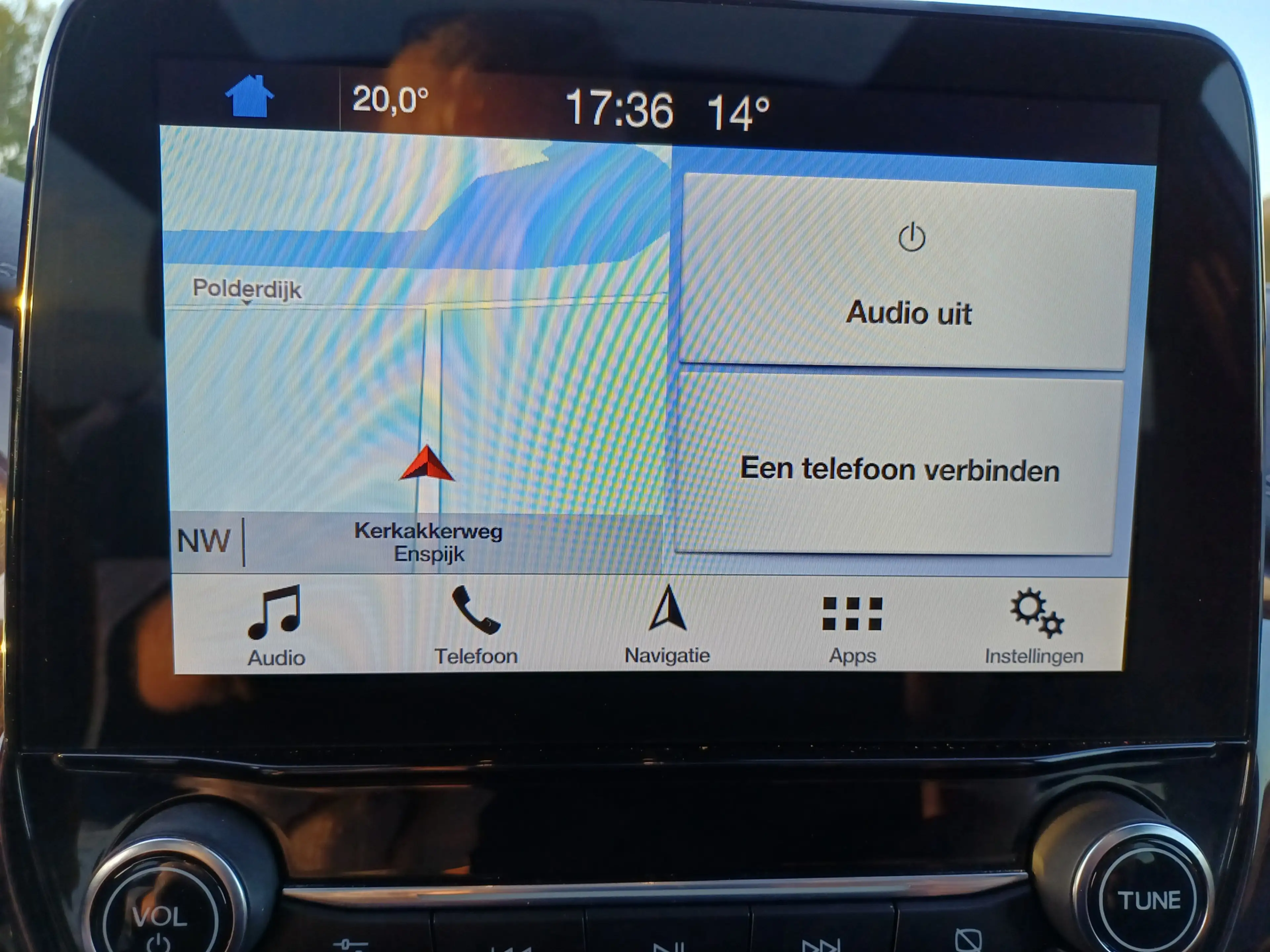 Ford Fiesta 1.0 EcoBoost Vignale /Pano/B&O/Trekh/Camera/Navi/L — photo 33