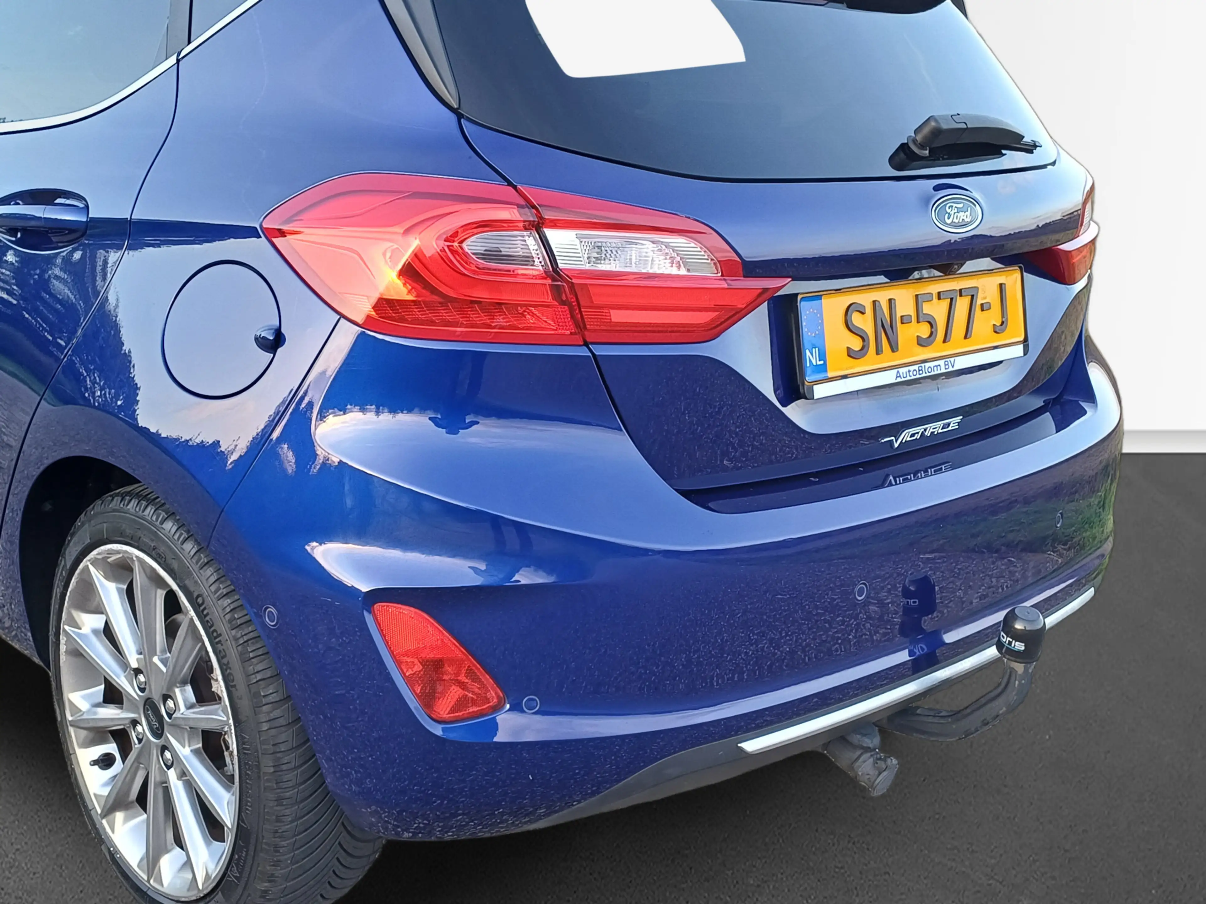 Ford Fiesta 1.0 EcoBoost Vignale /Pano/B&O/Trekh/Camera/Navi/L — photo 12