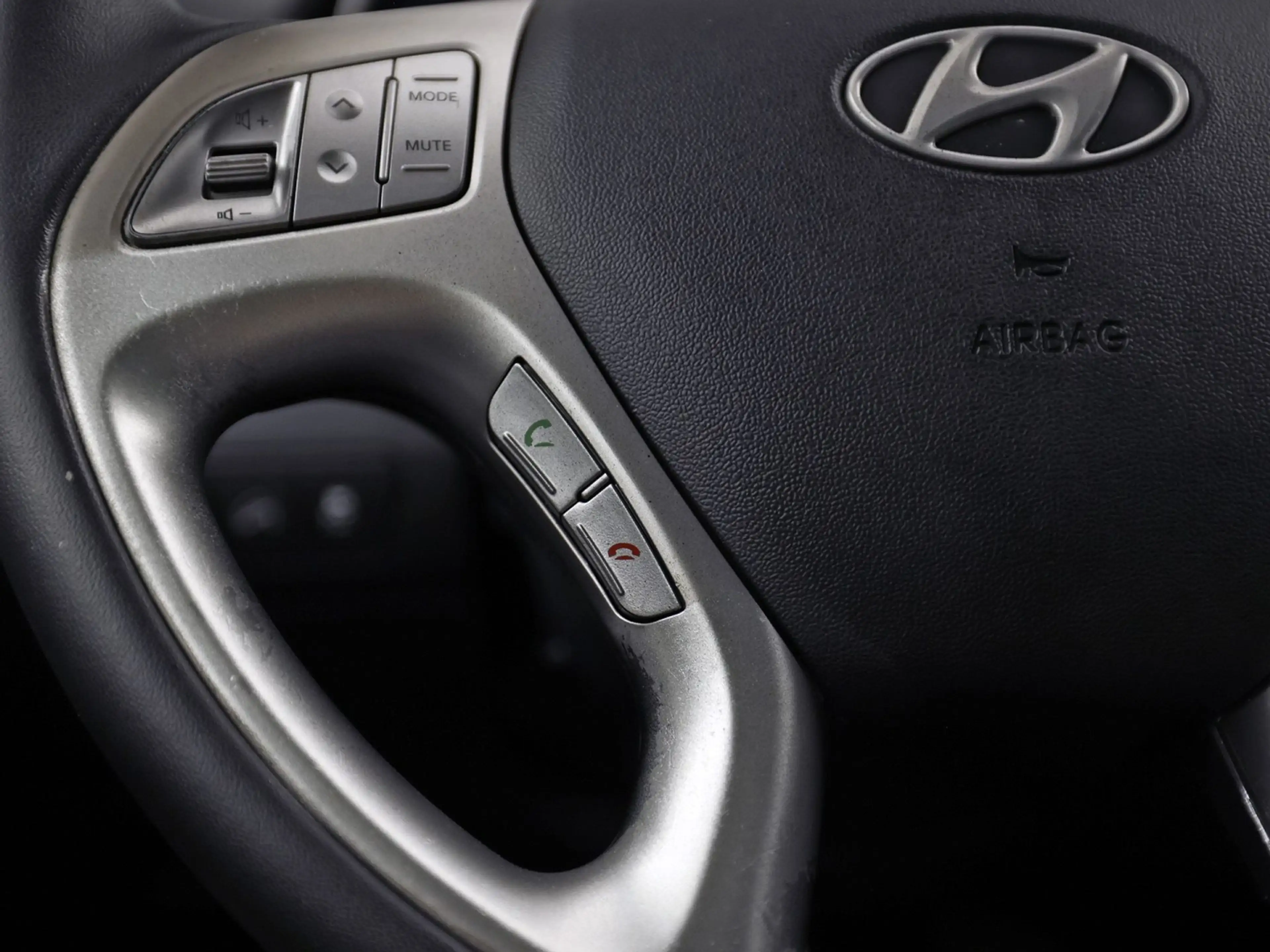 Hyundai iX35 1.6i GDI Sport (CLIMATE, STOELVERWARMING, GETINT G — photo 24