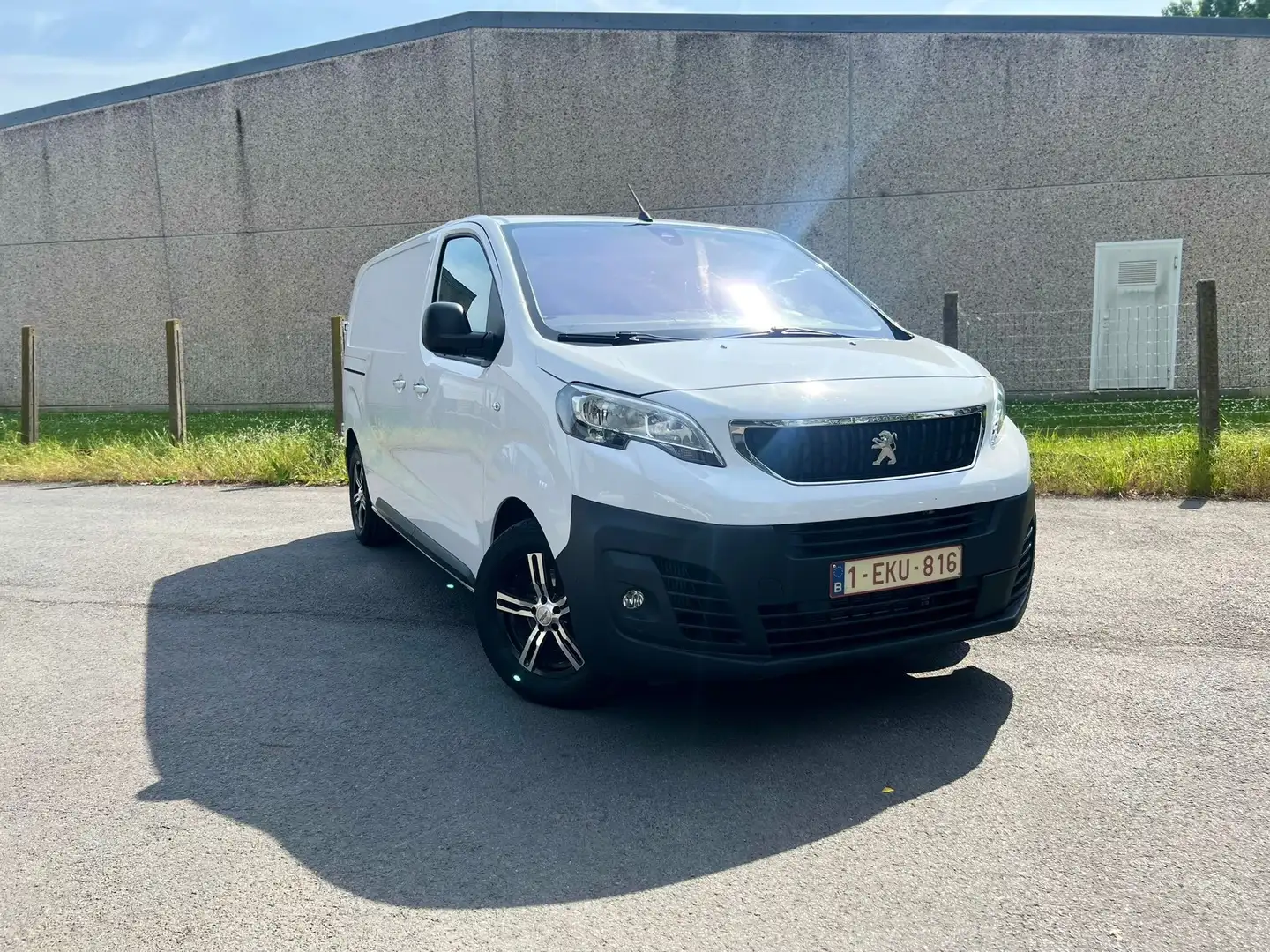 Peugeot Expert 2.0 Premium / L2 / Netto 21.000€ / Garantie Blanc - 1
