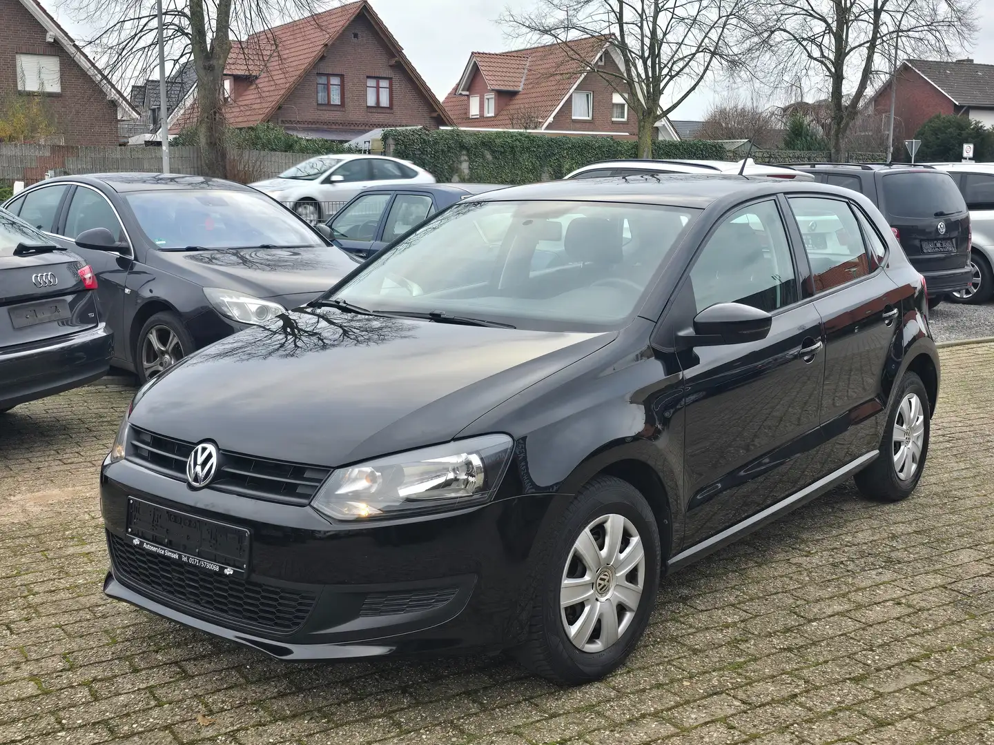 Volkswagen Polo Trendline Schwarz - 1