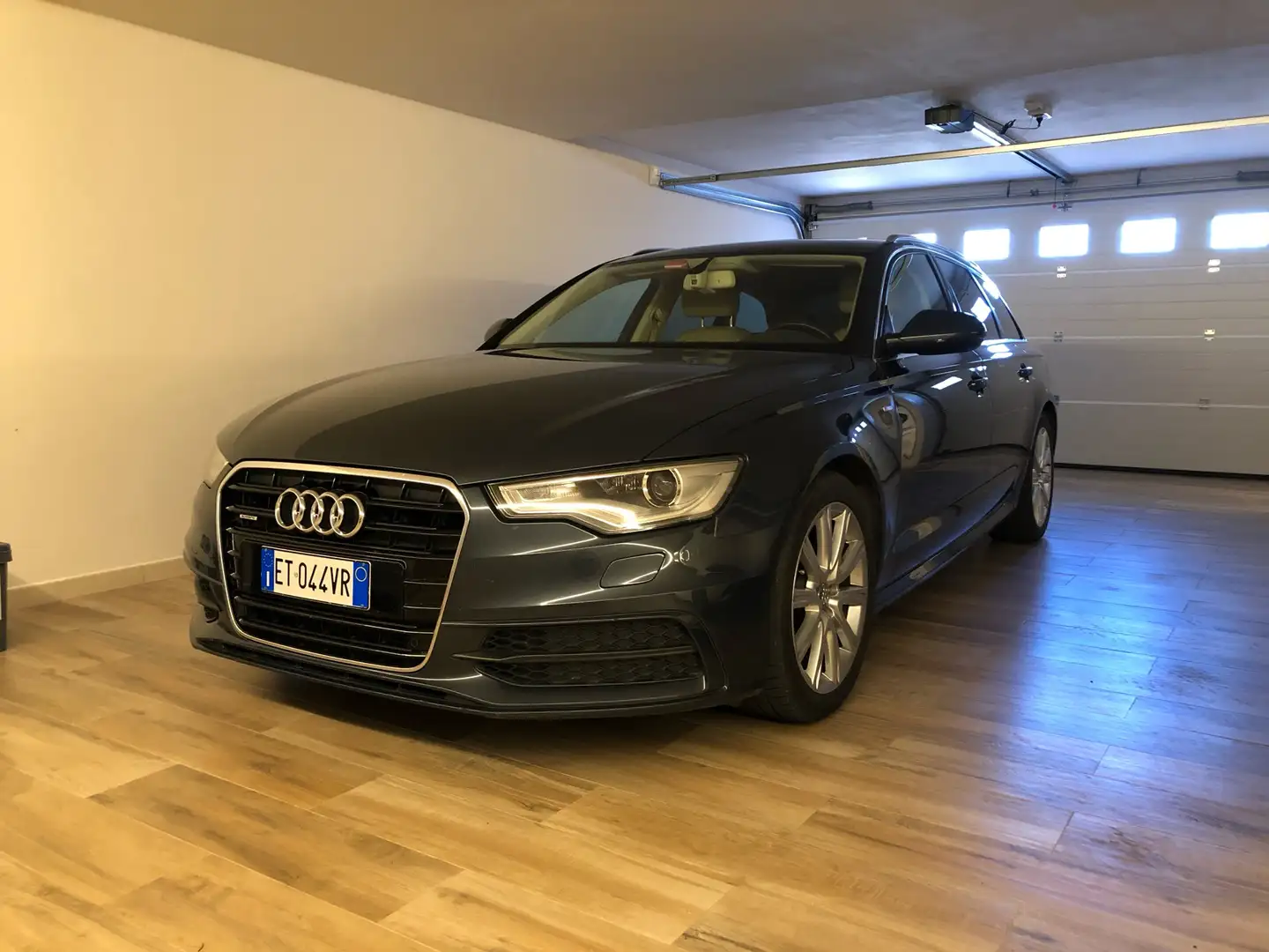Audi A6 avant 3000 v6 quattro 210 cv - 1