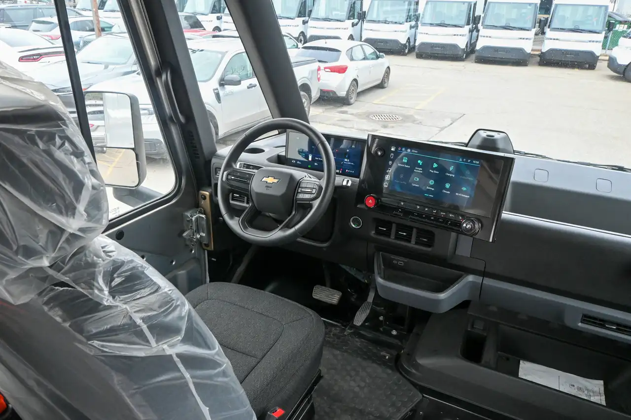 BrightDrop Zevo 400 снимка BrightDrop Zevo 400