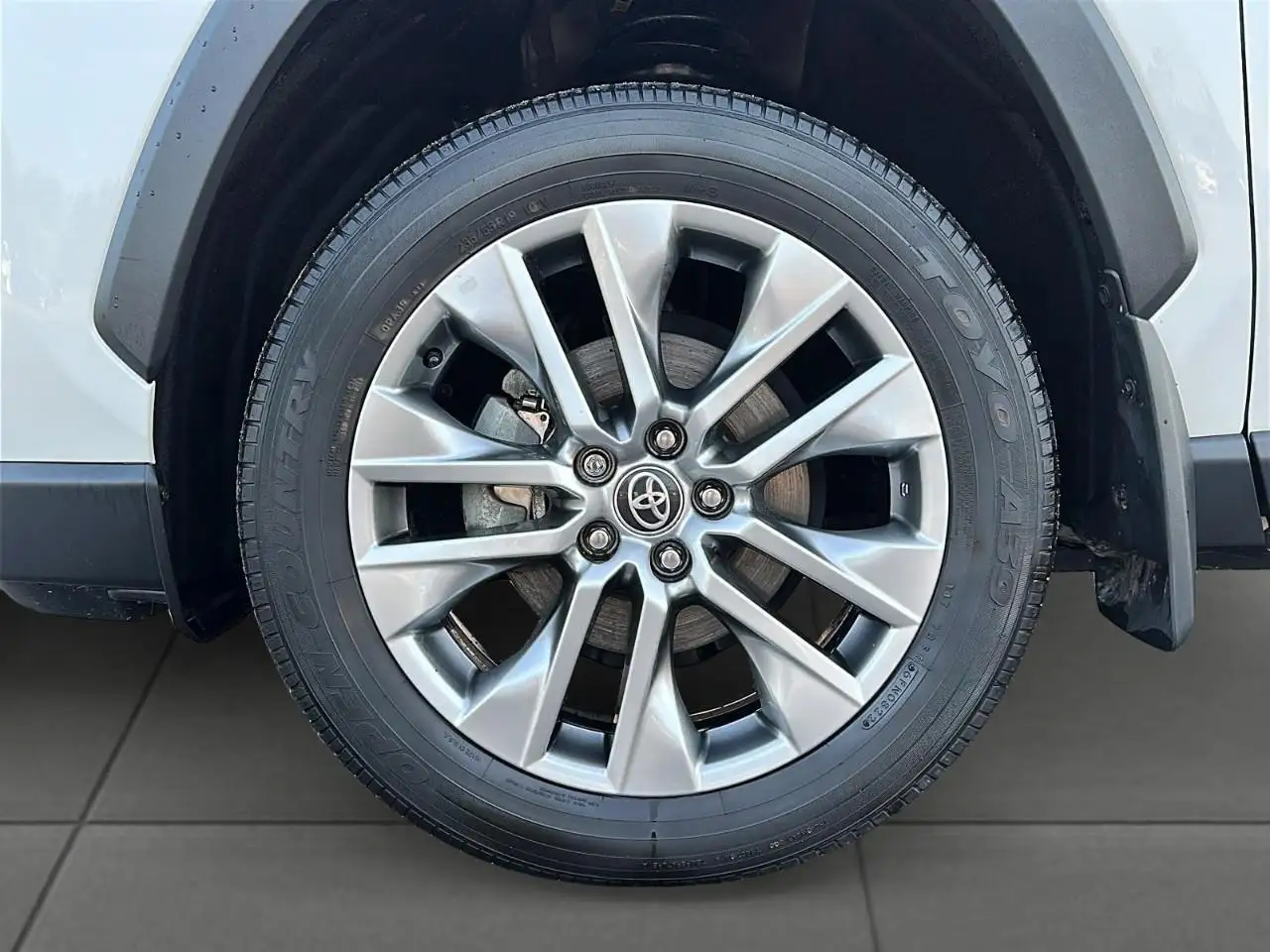 Toyota RAV 4 снимка Toyota RAV 4