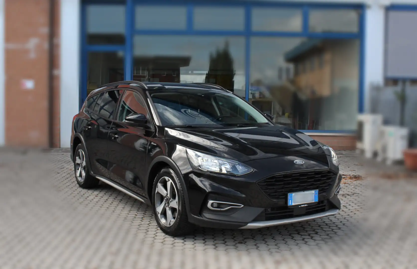Ford Focus Active SW 1.0 ecoboost 125 Automatico co-pilot Nero - 2