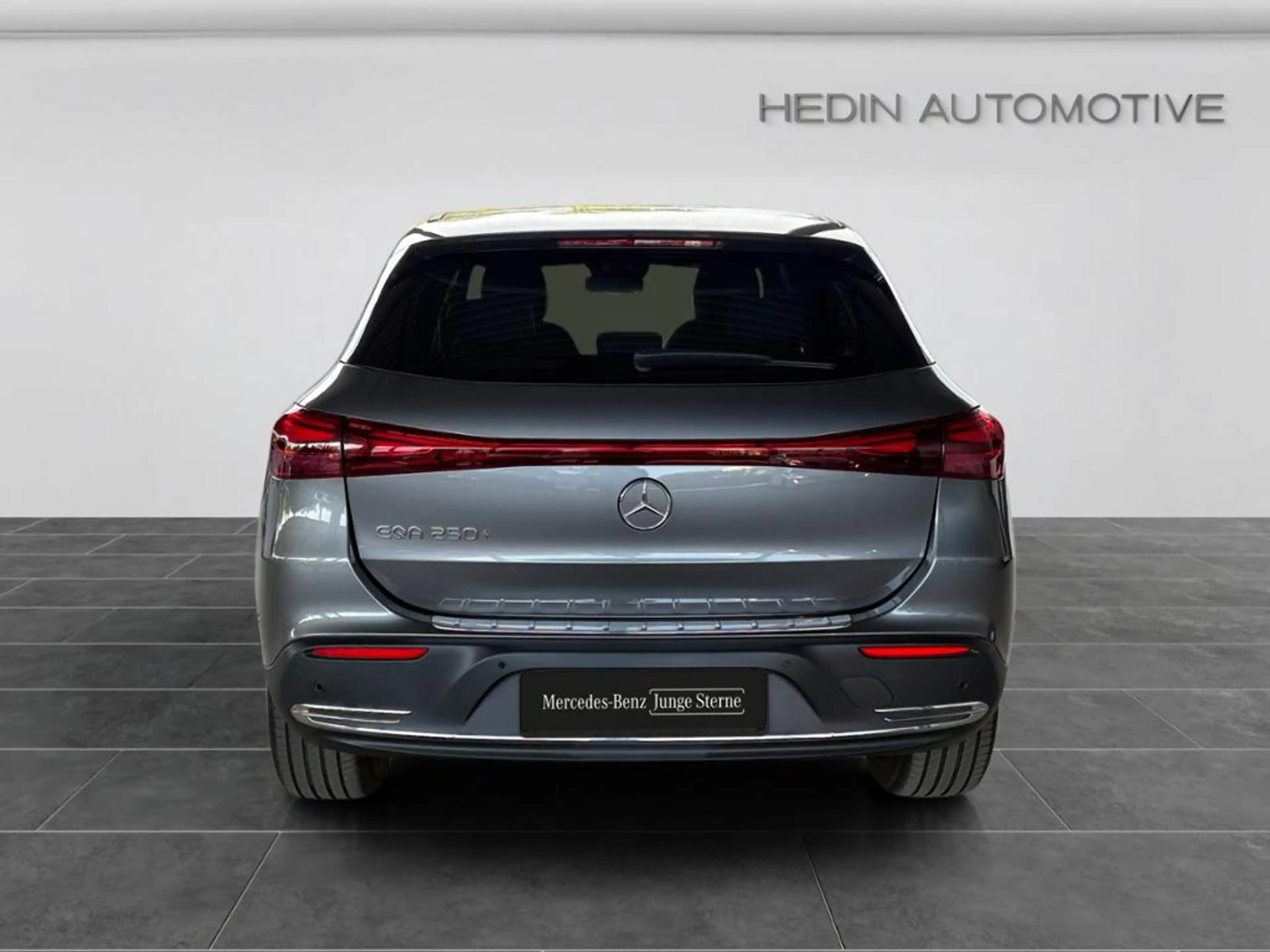 Mercedes-Benz EQA 250 + PROGRESSIVE|LED|AMBI|TEMP|KAM|SHZ|LHZ — photo 5