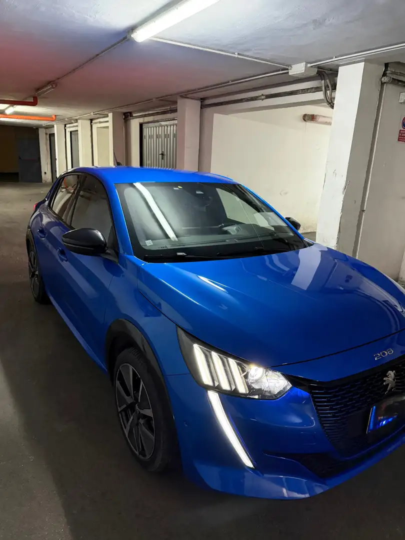 Peugeot e-208 208 II 2019e-208 GT 100kW Blu/Azzurro - 2