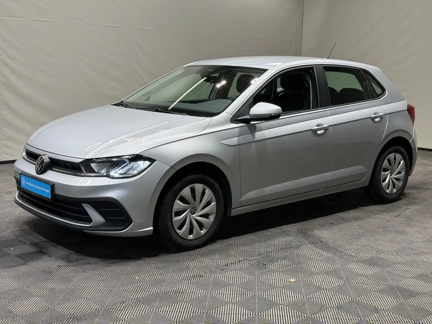Volkswagen Polo 1.0 MPI | LED DAB BLUETOOTH KLIMA SITZHEIZ Silber - 2
