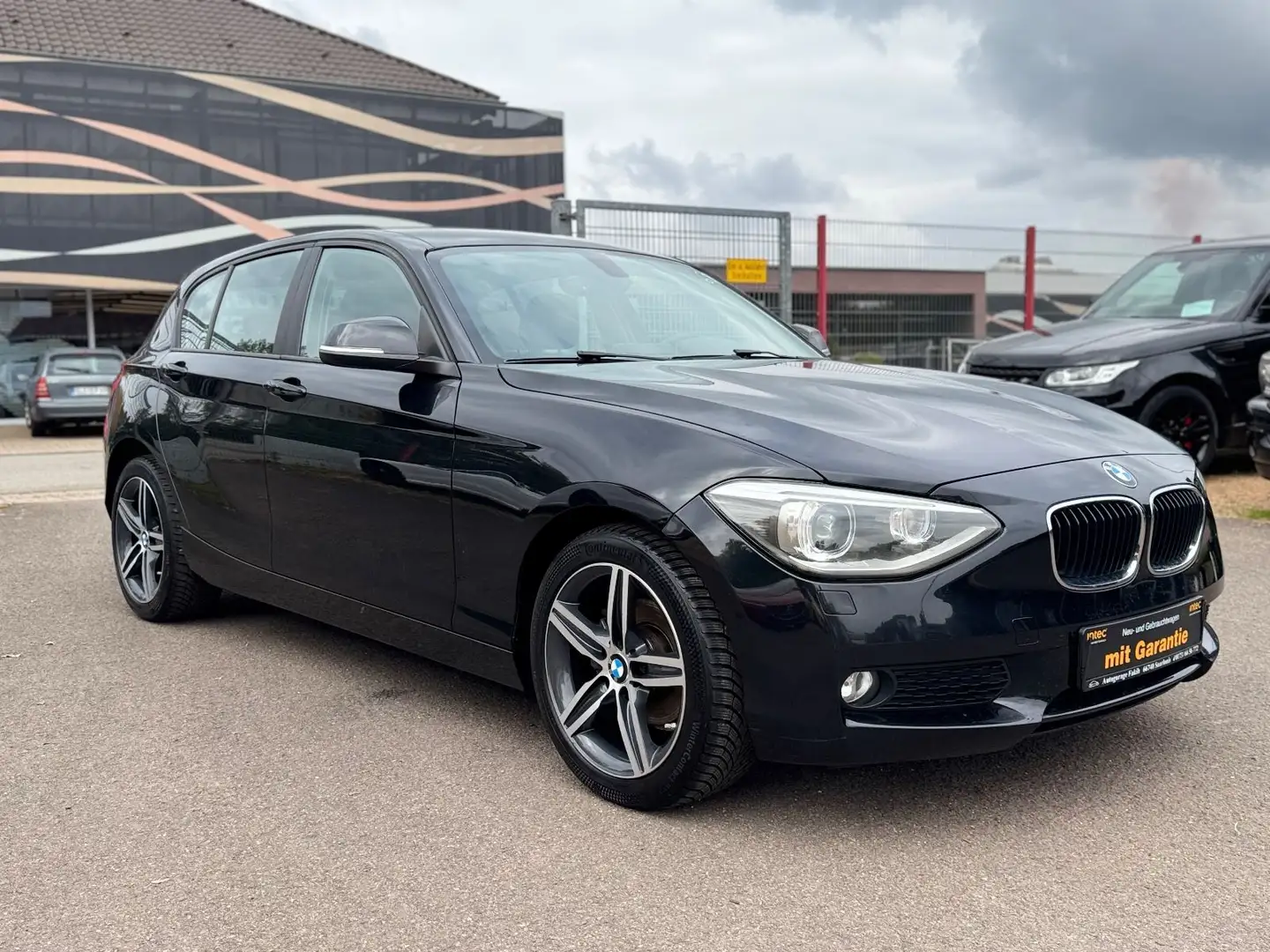 BMW 116 i * Steuerkette + TÜV neu Černá - 2