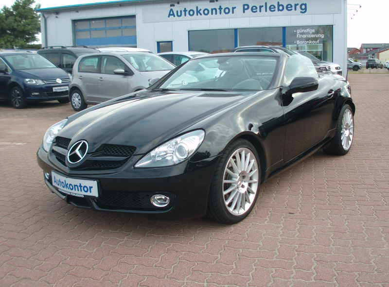 Mercedes-Benz SLK 200 Roadster .Vollleder.Xenon.Navi.Airscarf