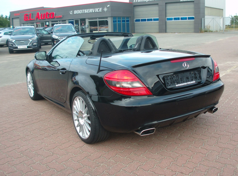 Mercedes-Benz SLK 200 Roadster .Vollleder.Xenon.Navi.Airscarf — photo 6