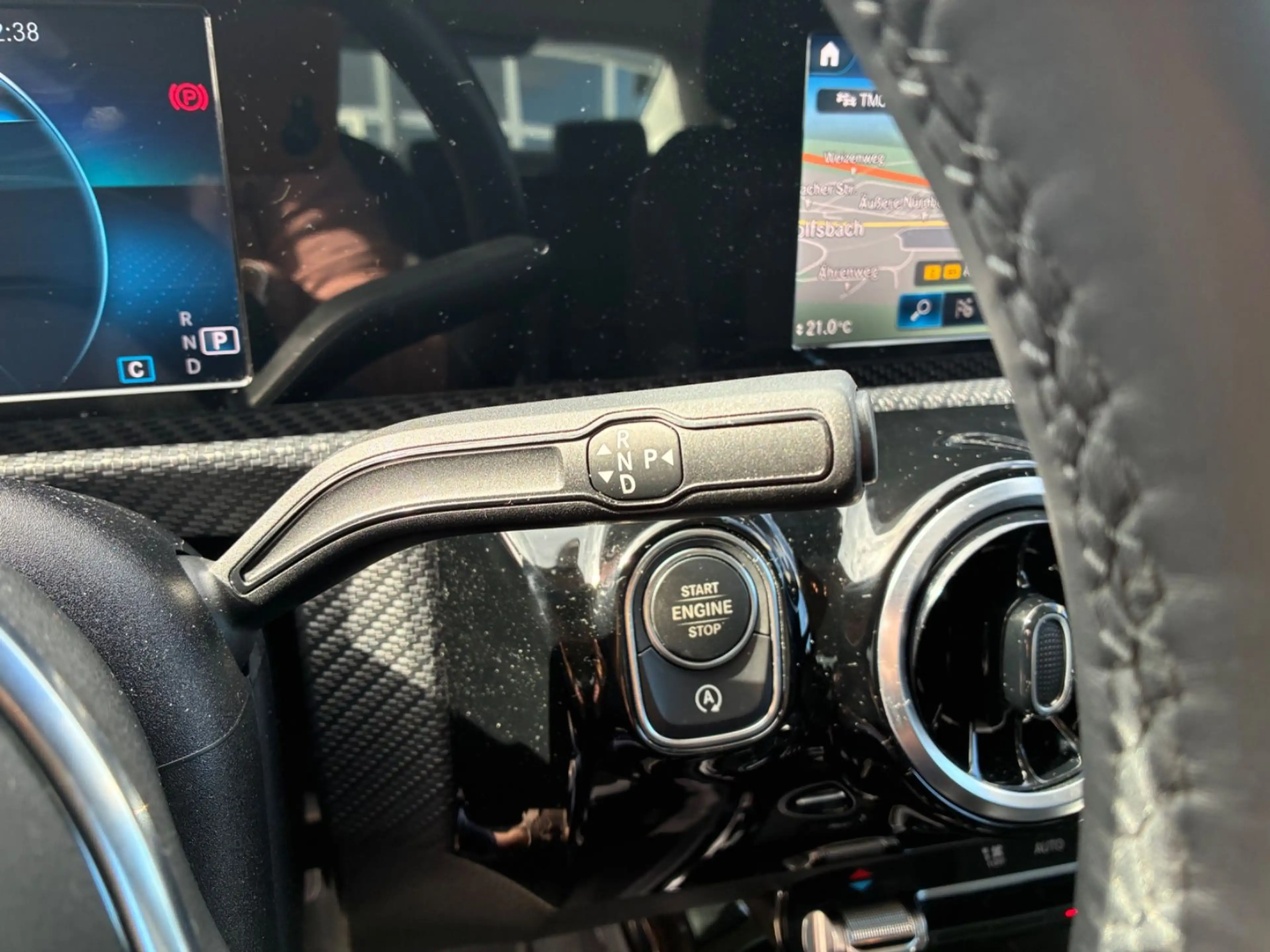 Mercedes-Benz CLA 180 Lim AUT/NAV/LED/Teilleder — photo 15