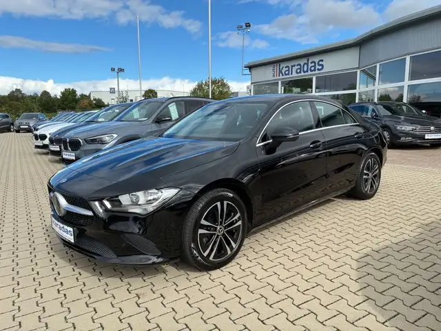 Mercedes-Benz CLA 180 Lim AUT/NAV/LED/Teilleder
