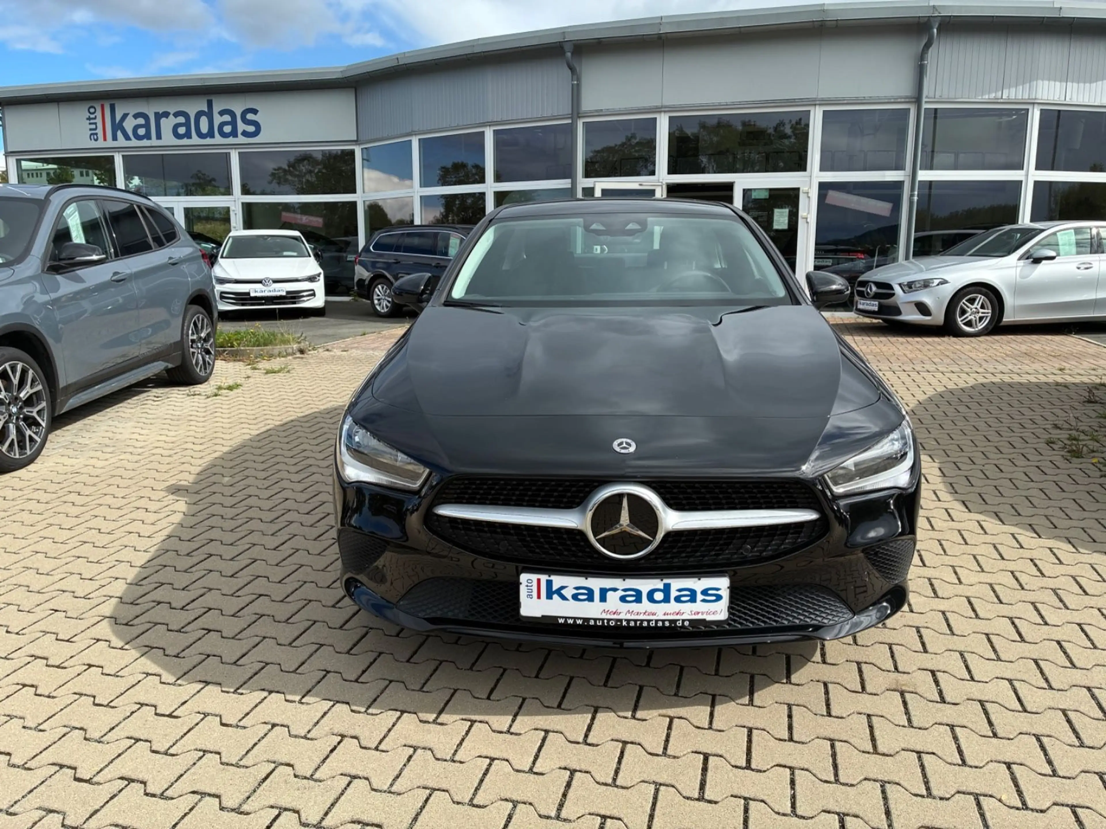 Mercedes-Benz CLA 180 Lim AUT/NAV/LED/Teilleder — photo 3