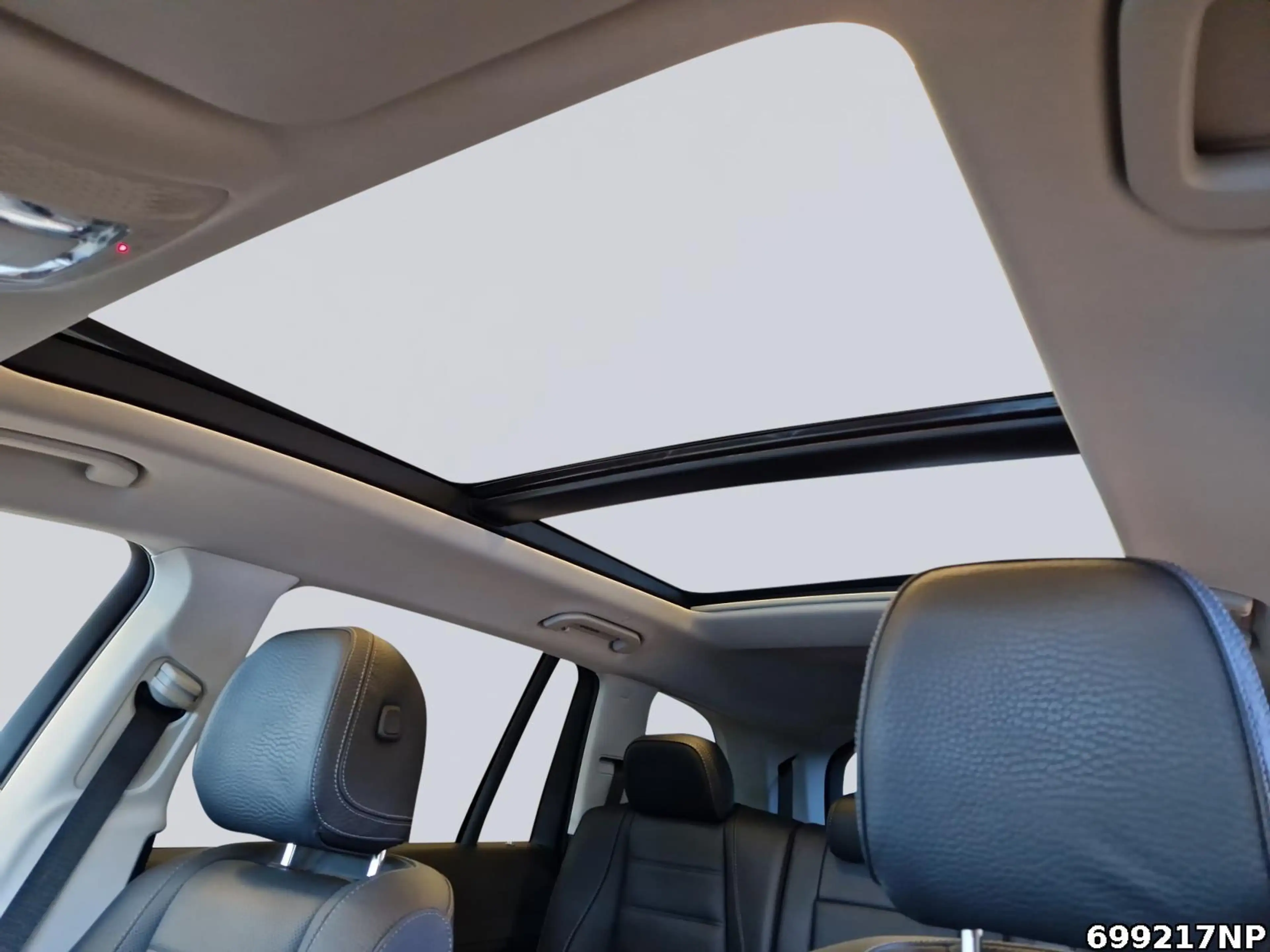 Mercedes-Benz GLS 350 d 4M 7-Sitze Airmatic Pano AHK Burmester — photo 13
