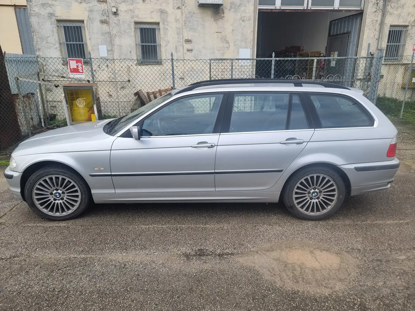 BMW 330 330d Touring Grigio - 1