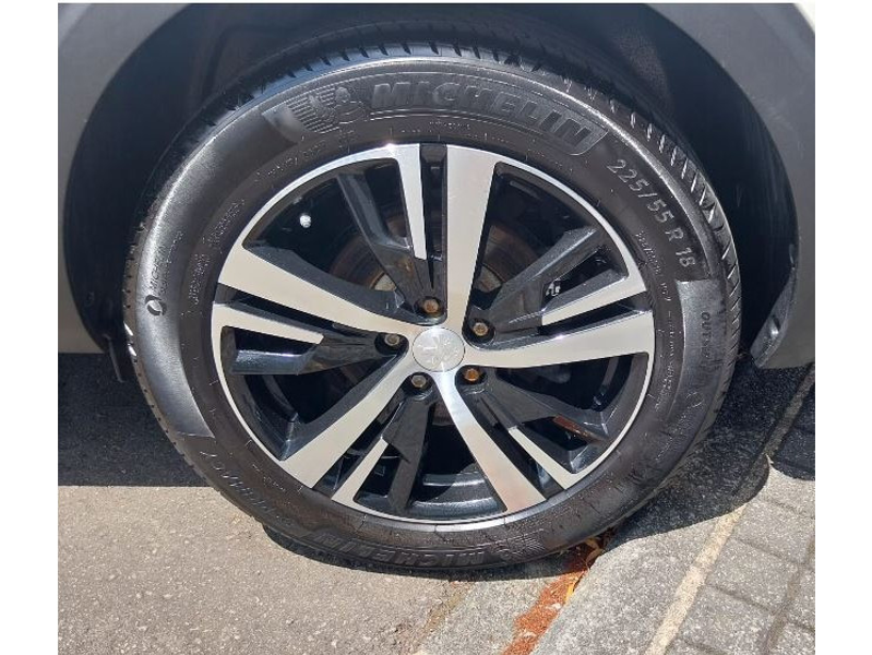 Peugeot 5008 1.2 puretech 131 GT-LINE EAT8 — photo 6