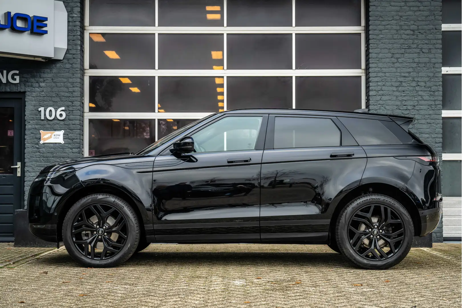 Land Rover Range Rover Evoque 2.0 P200 AWD PANO LEDER LM20 12/WEG BLACK/LINE  VO Negro - 2