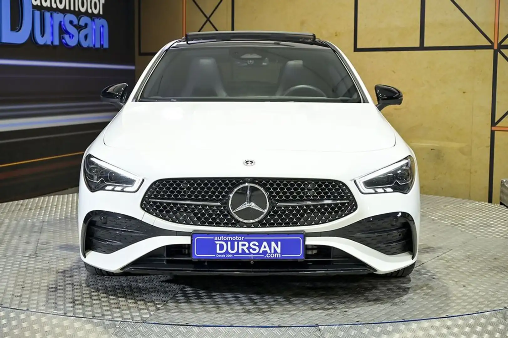 Mercedes-Benz CLA 220 D DCT Shooting Brake Blanc - 2