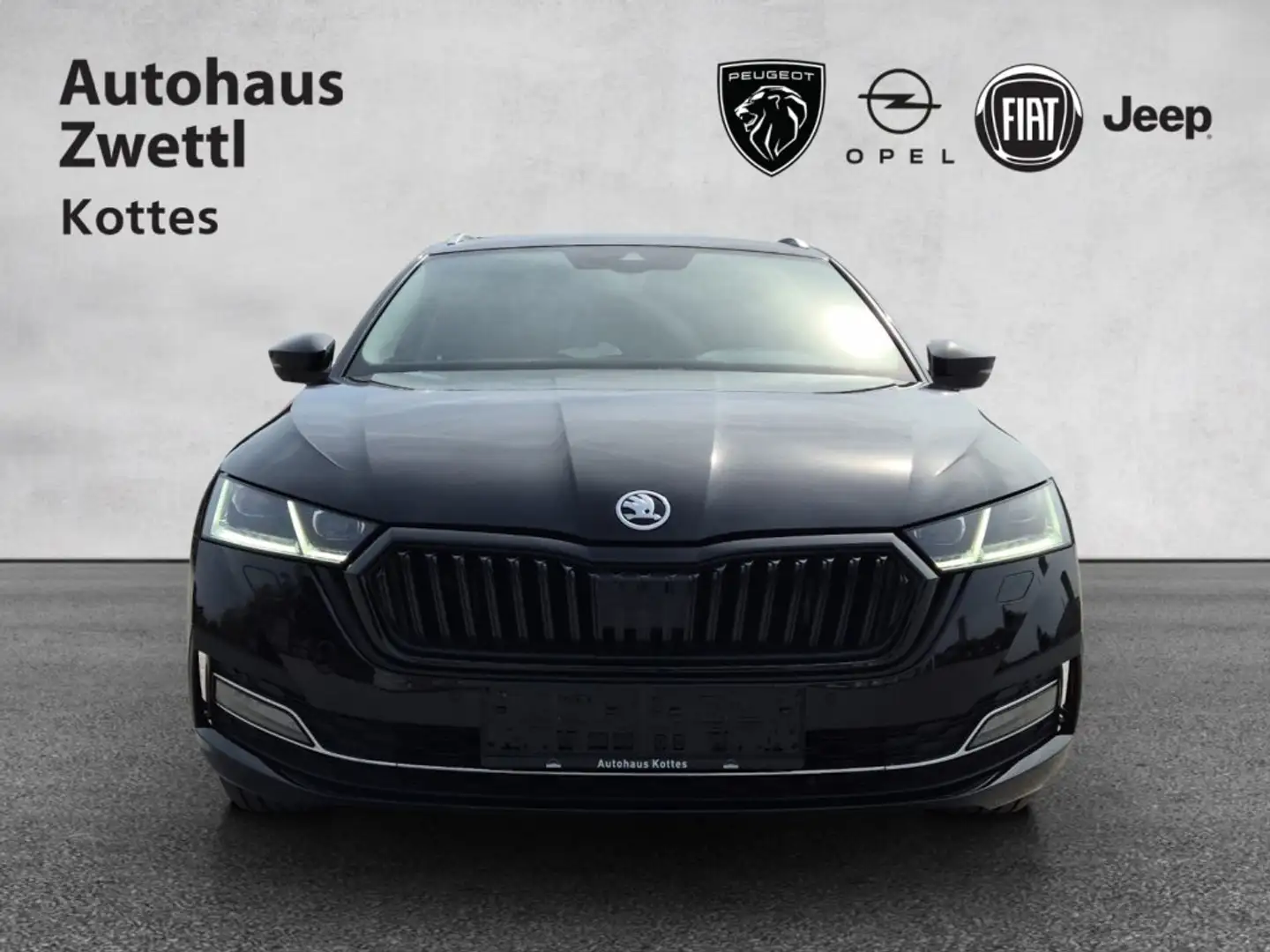 Skoda Octavia Combi 2,0 TDI Style DSG *LED/ACC/CANTON/AHK*Teilleder* Schwarz - 2