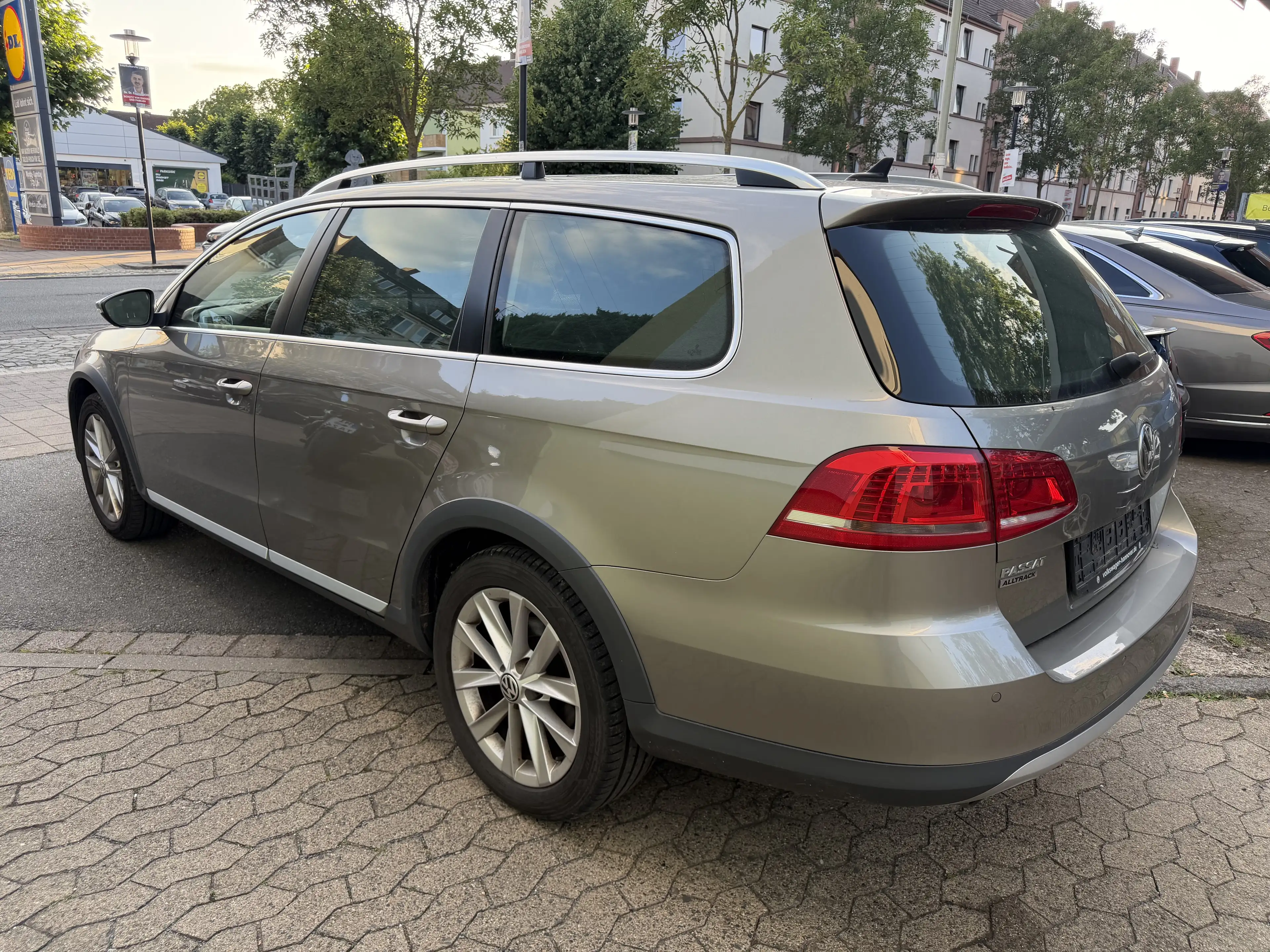 Volkswagen Passat Alltrack Basis BMT 4Motion — photo 4
