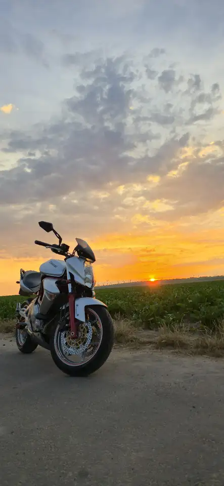Kawasaki ER