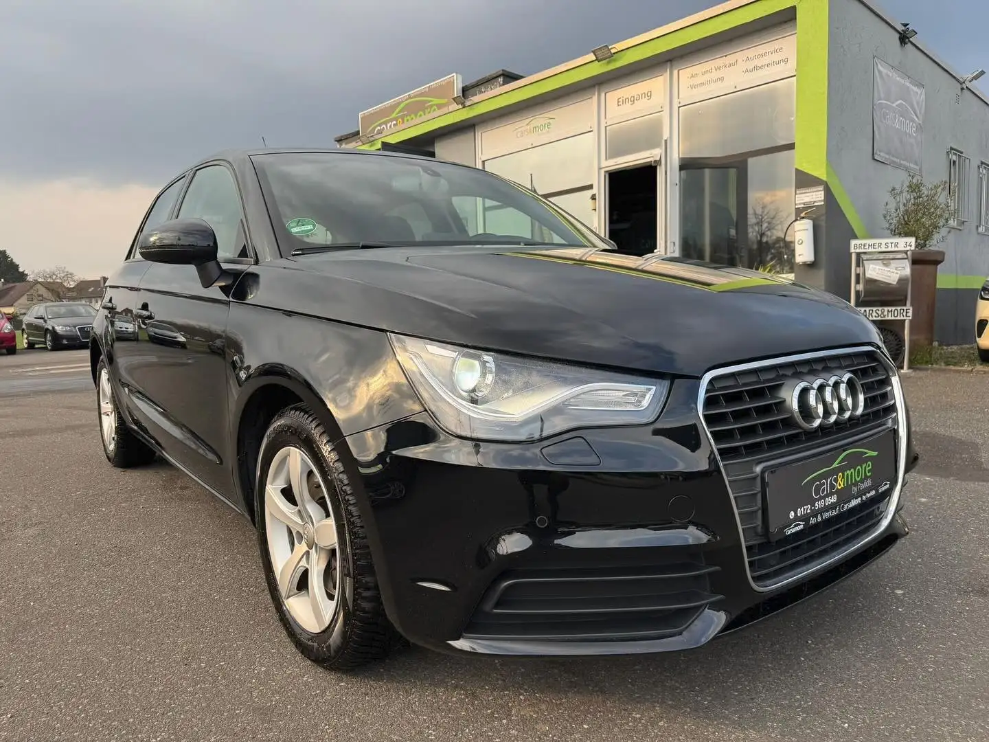 Audi A1 attraction-Klimaautomatik-Navigation-Xenon Black - 1