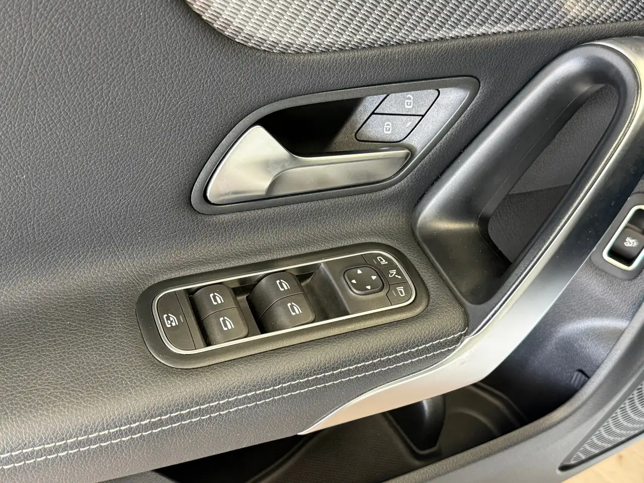 Mercedes-Benz CLA Star Edition Luxury Line NAVI LED CLIMATE CRUI, миниатюра 25