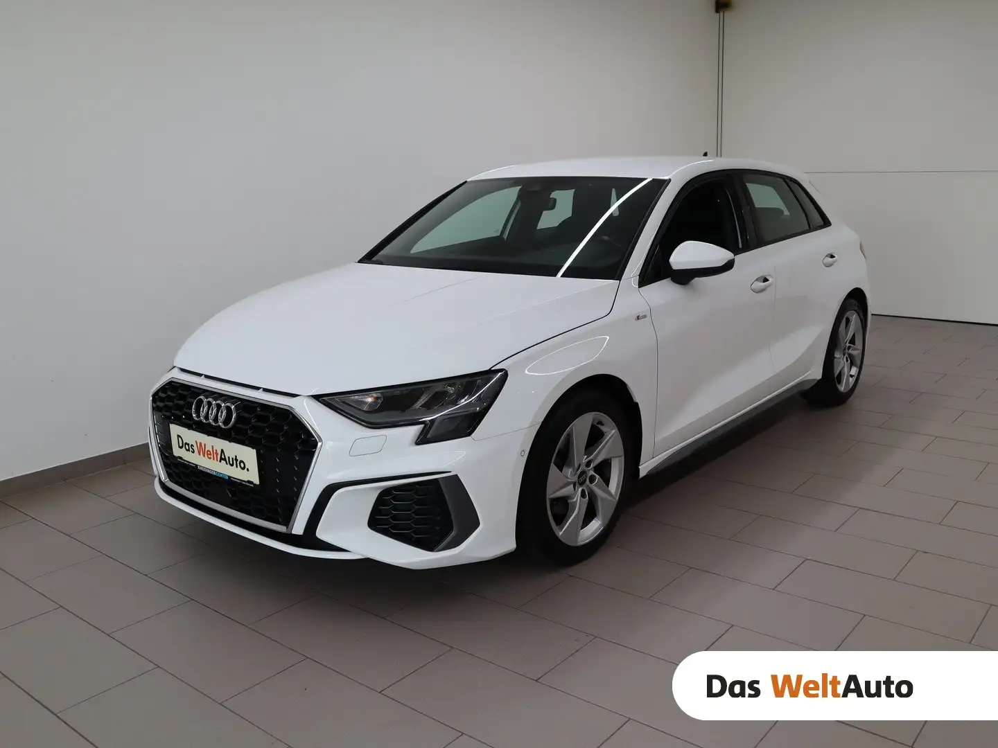 Audi A3 30 TFSI S line exterieur Weiß - 1