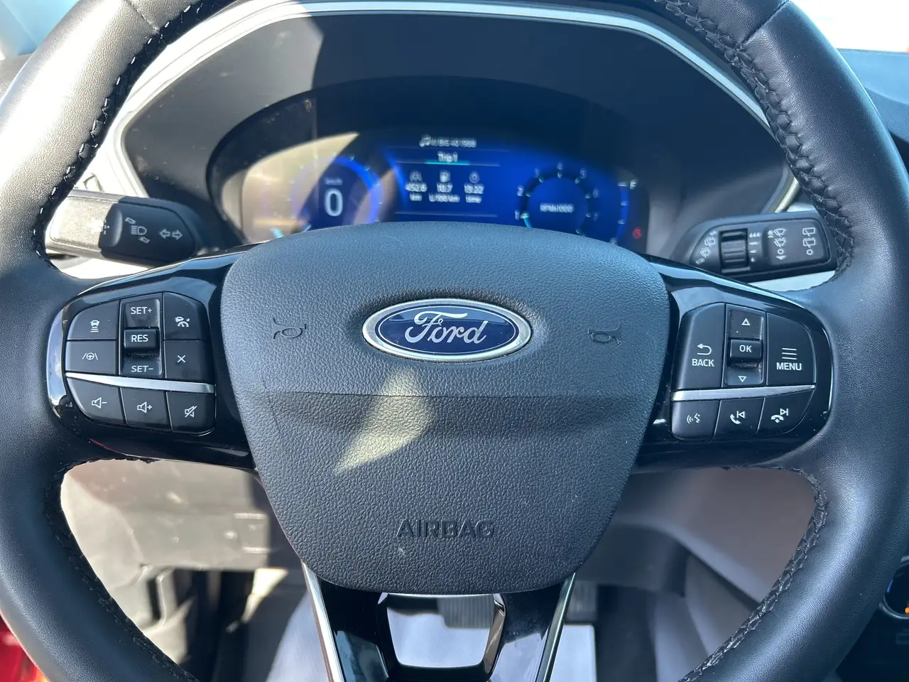 Ford Escape снимка Ford Escape