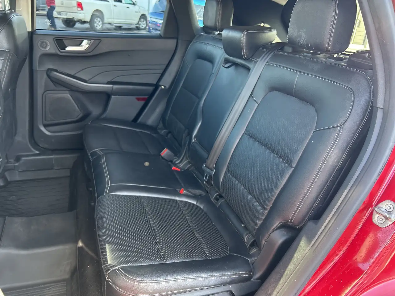 Ford Escape снимка Ford Escape