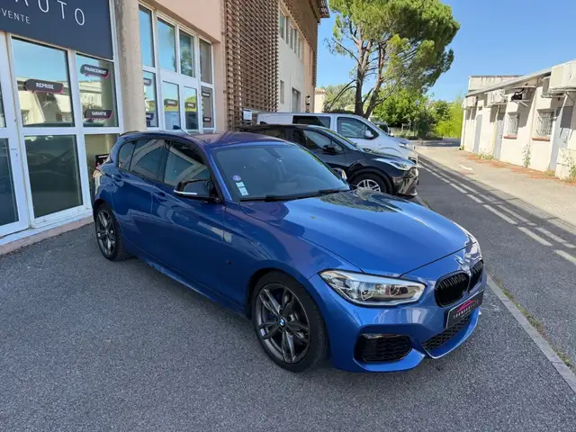 BMW 1 Series view 3