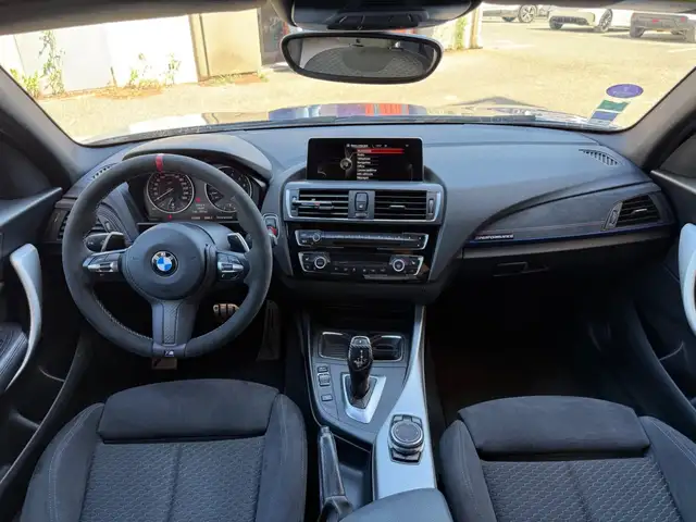 BMW 1 Series view 15