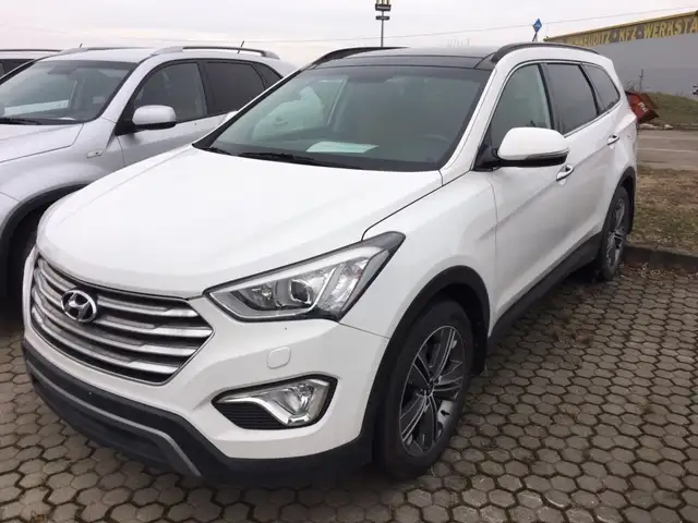 Hyundai Grand Santa Fe 3.3L 4x4 Automatik Nur für Export