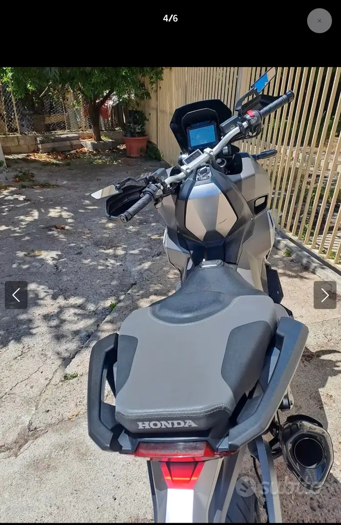Honda X-ADV 750 Grigio - 2