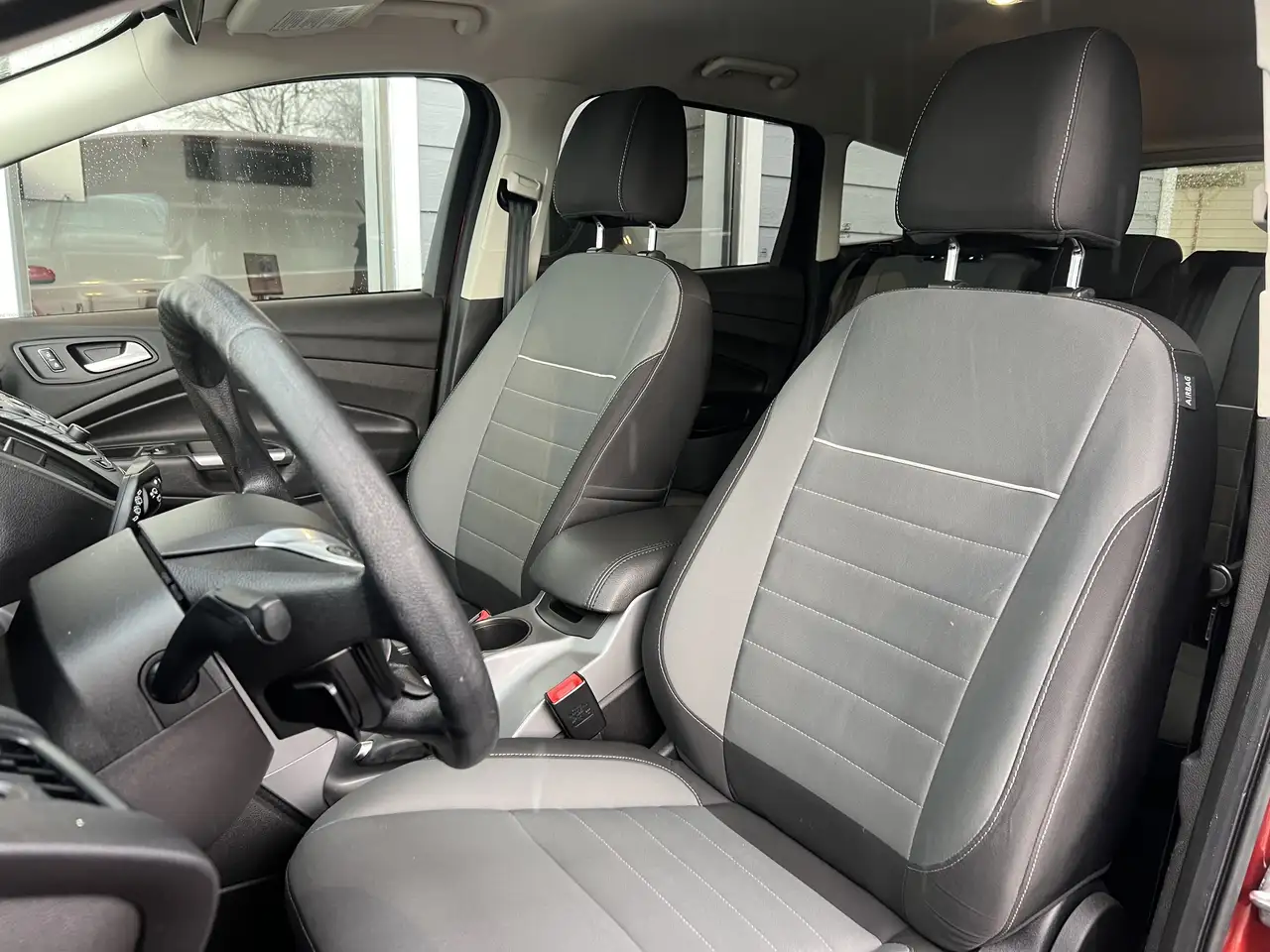 Ford Escape снимка Ford Escape