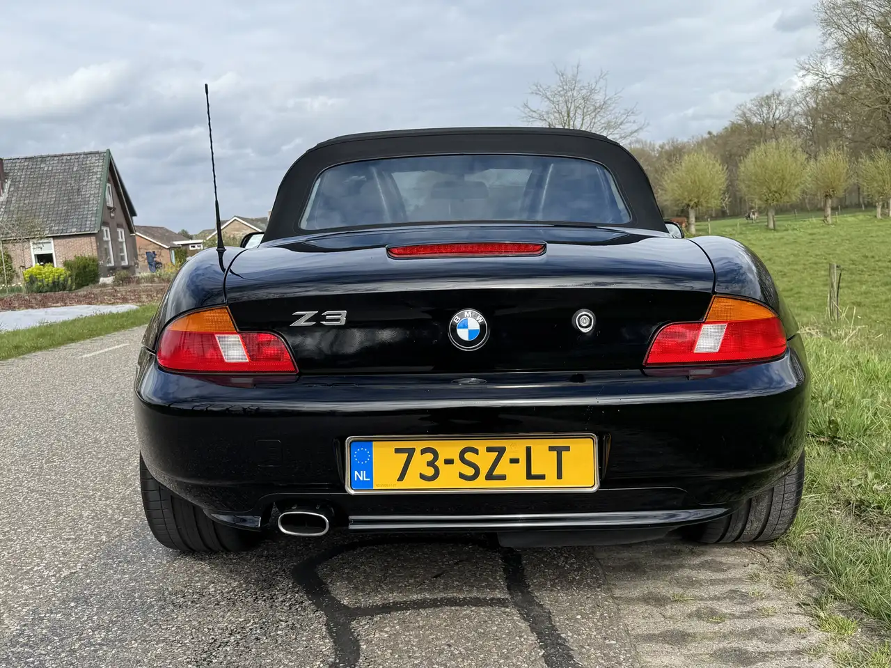 BMW X1 1.9, foto 2