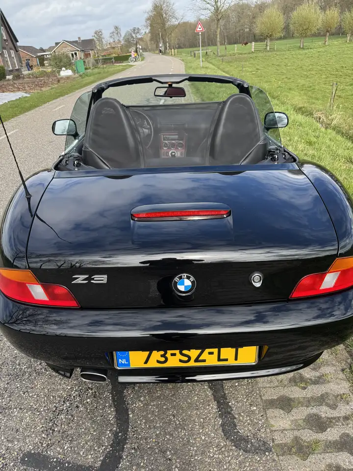 BMW X1 1.9, foto 12