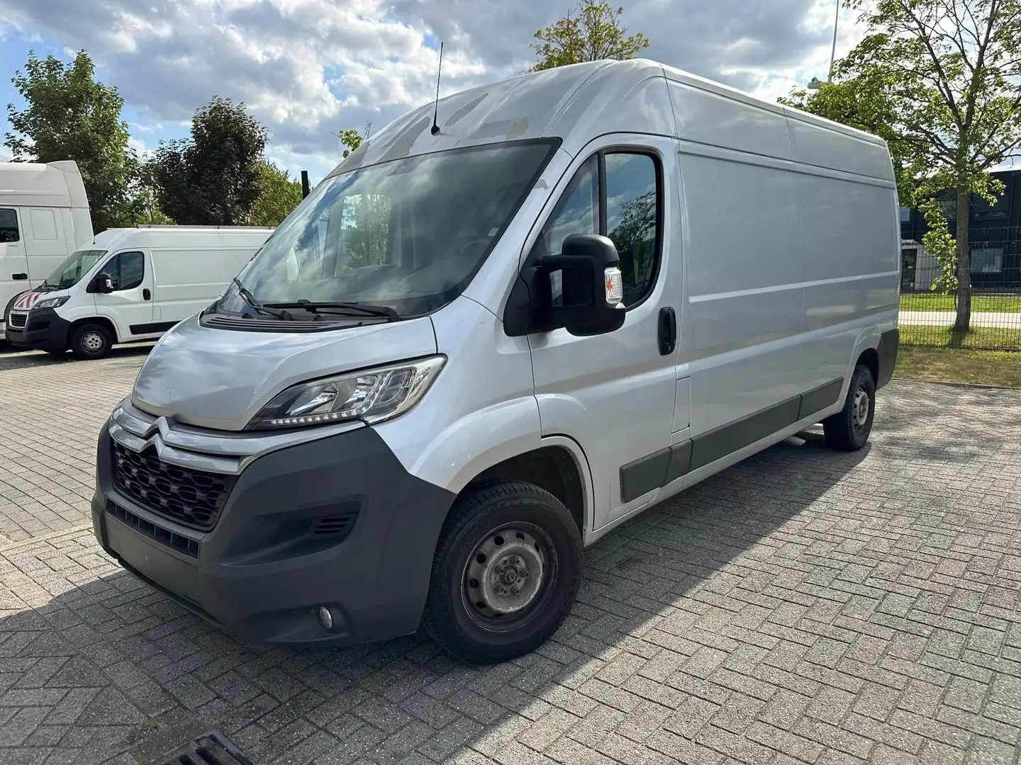 Citroen Jumper 2.0 BlueHDi L3H2 Business S/S Argent - 1