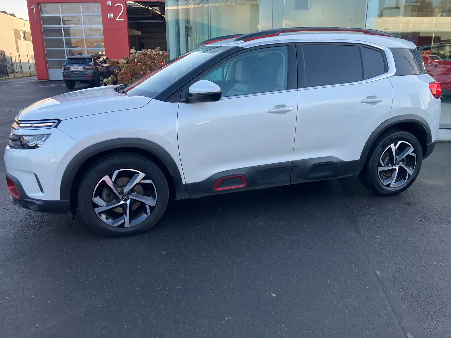 Citroen C5 Aircross C5 Aircross 12Pure Tech 130 EAT8 Feel White - 2