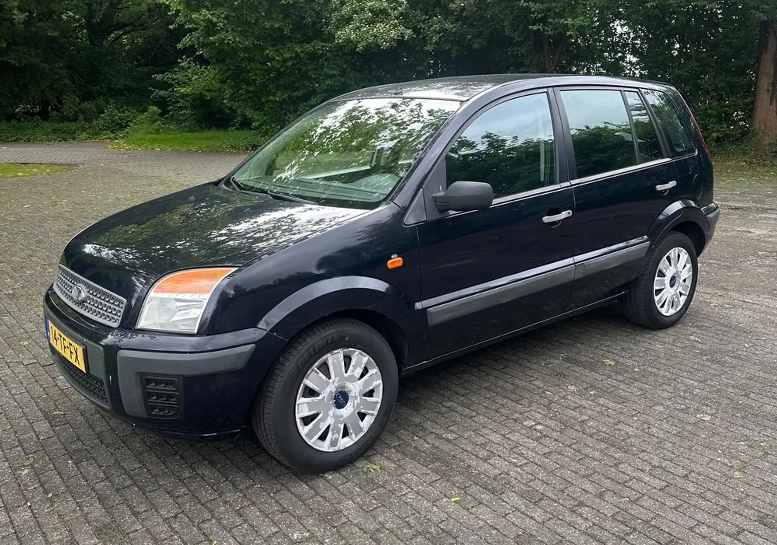 Ford Fusion 1.4-16V Comfort - met nieuwe APK! Blauw - 1